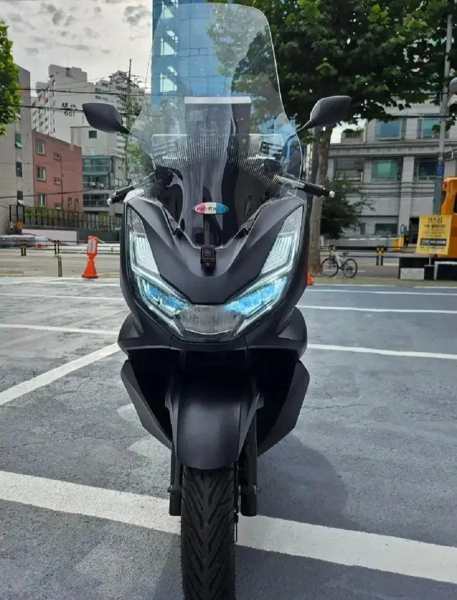 22년식 PCX125 abs 배달셋팅 컨디션 좋은 바이크 팔아요